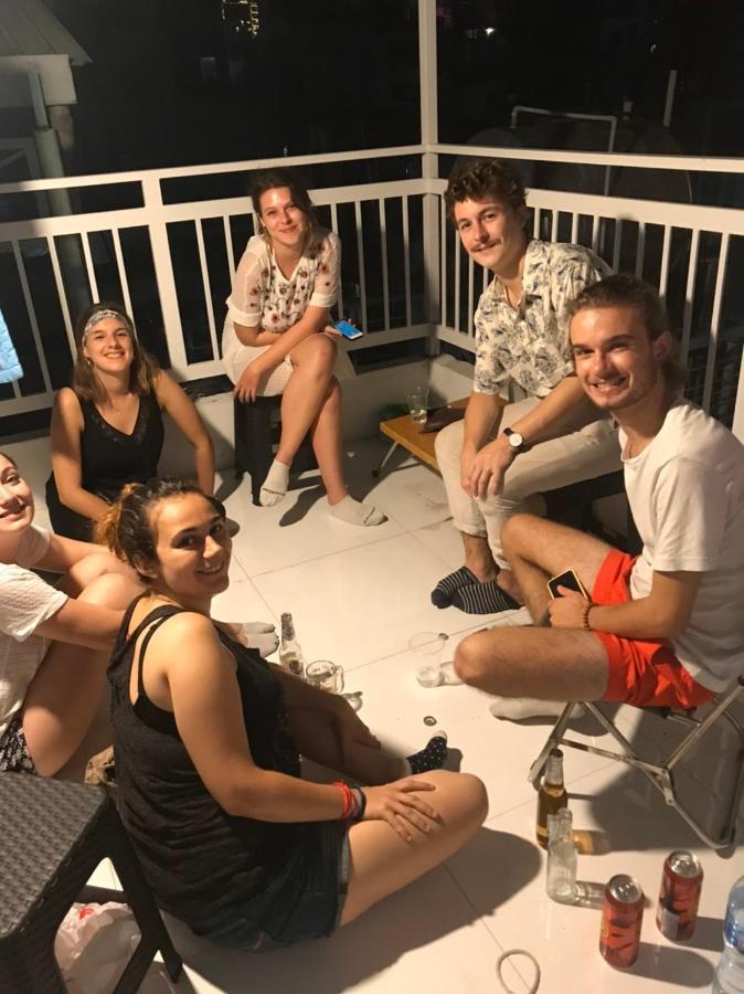 H Best Hostel Cafe Saigon Ho Şi Min Dış mekan fotoğraf
